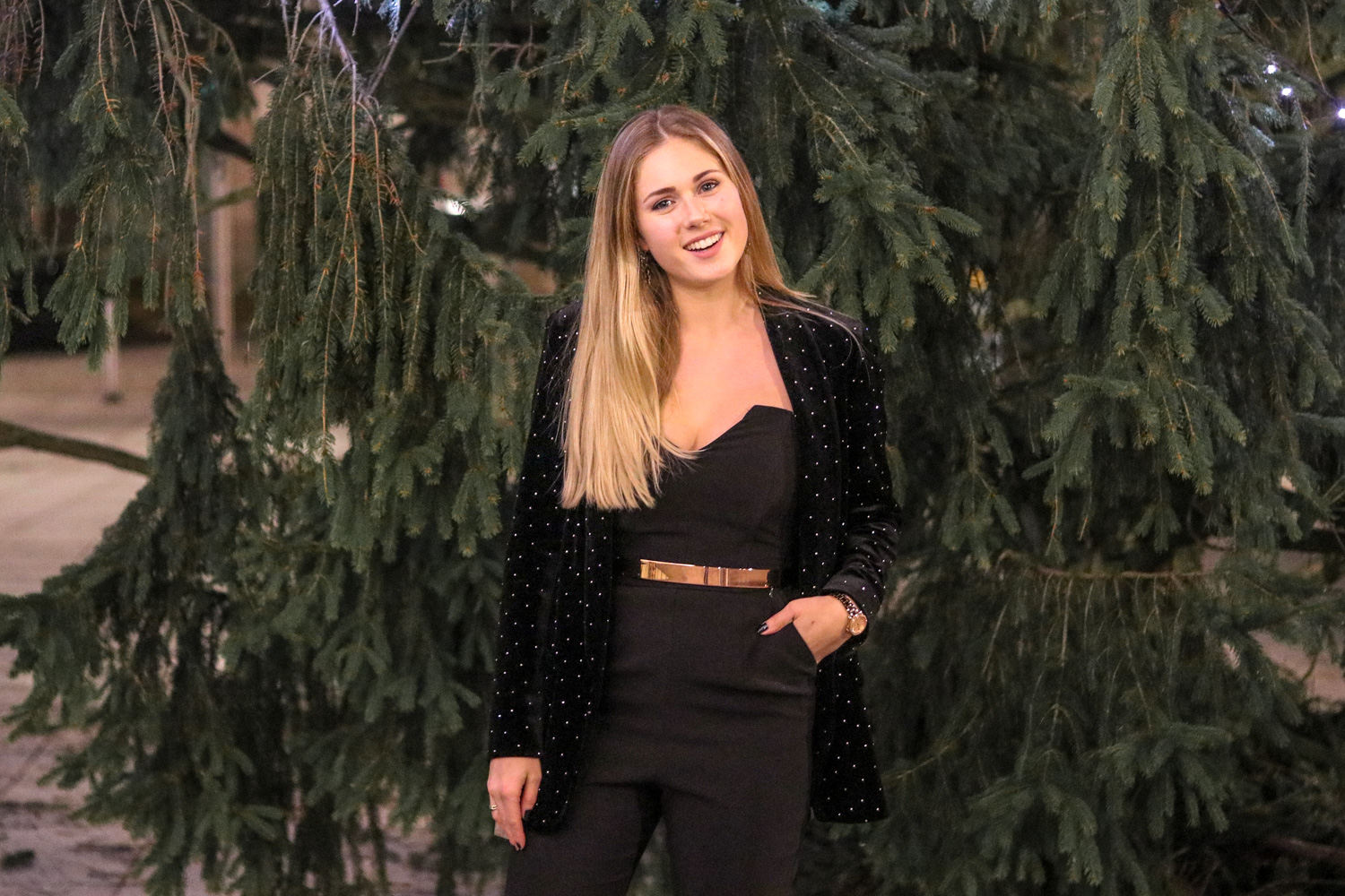 BLOG YOUR STYLE: Christmas Party Look auf Bits and Bobs by Eva