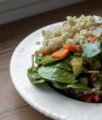 Lauwarmer Quinoa Salat mit Feta auf dem österreichischen Lifestyle Blog Bits and Bobs by Eva. Mehr Rezepte auf www.bitsandbobsbyeva.com